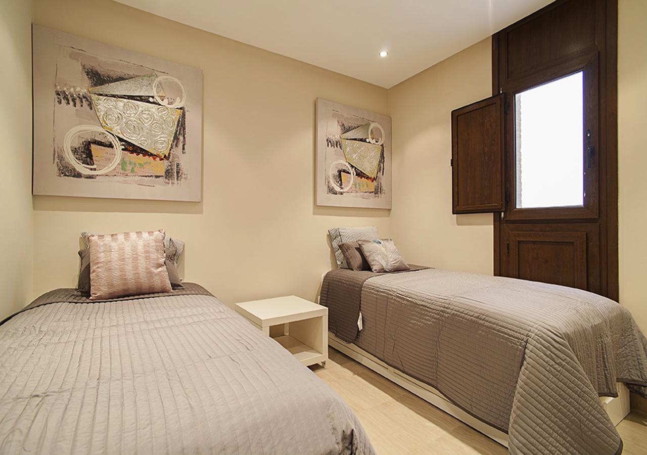 Waterfront Apartment *